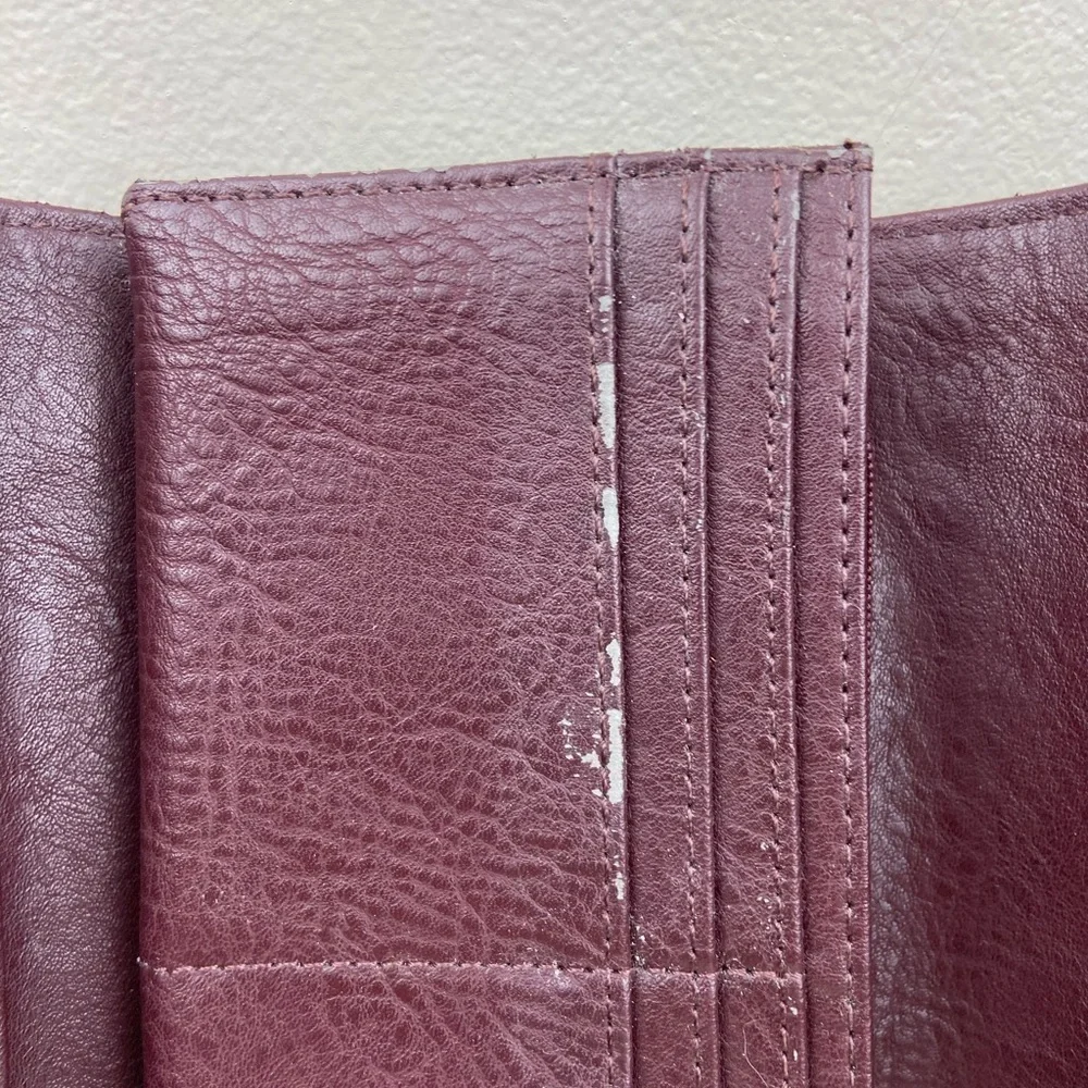 Fossil Logan RFID flap claret red full size Wallet Multicolor Studded